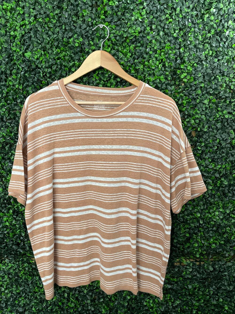 Aeria Women’s Blouse, lightweight size M